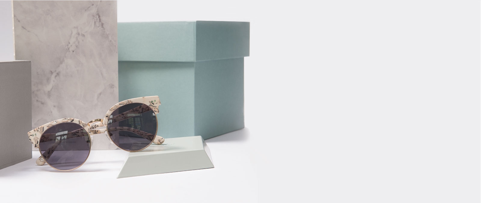 Progressive sunglasses